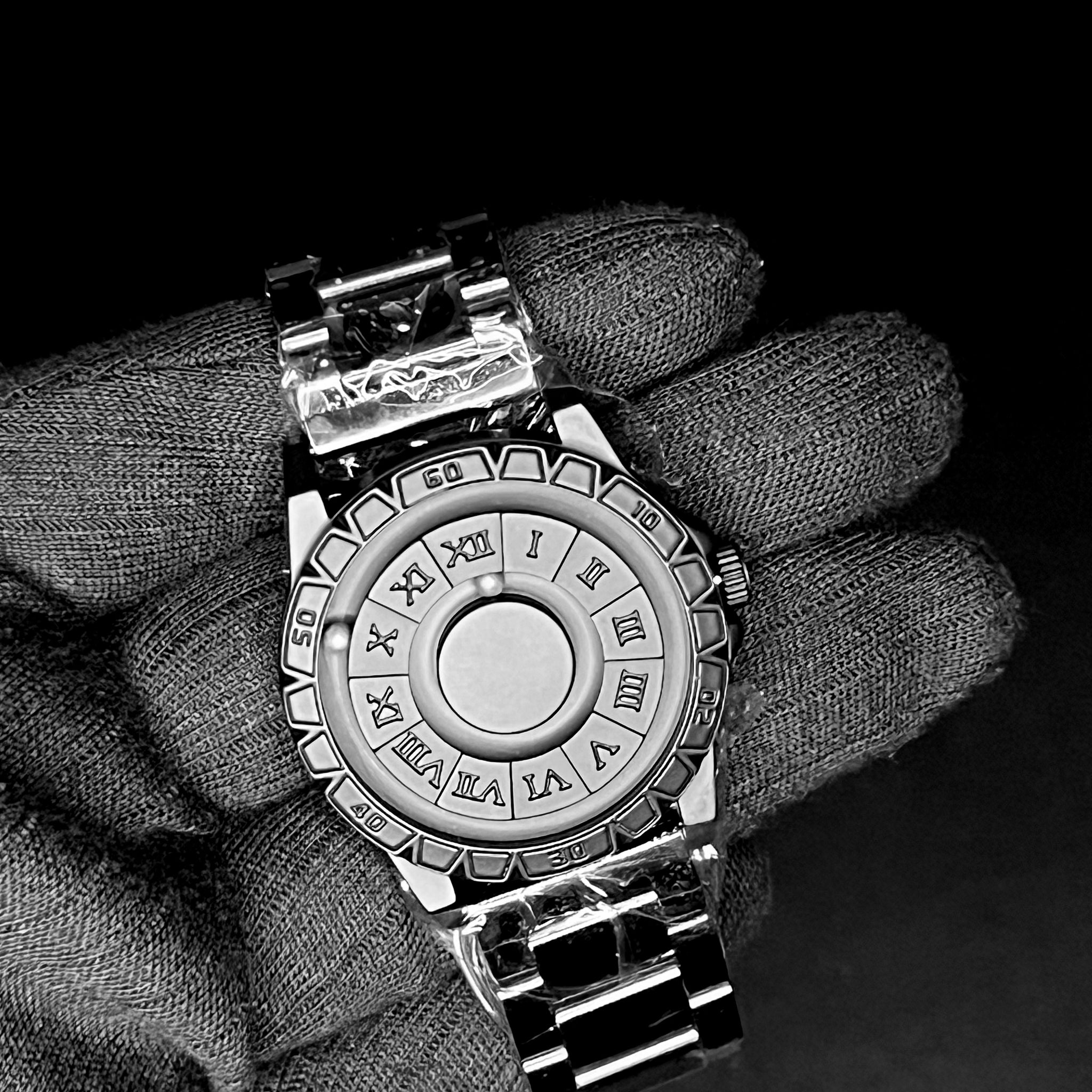 EUTOUR Men's Magnetic Watch No glass